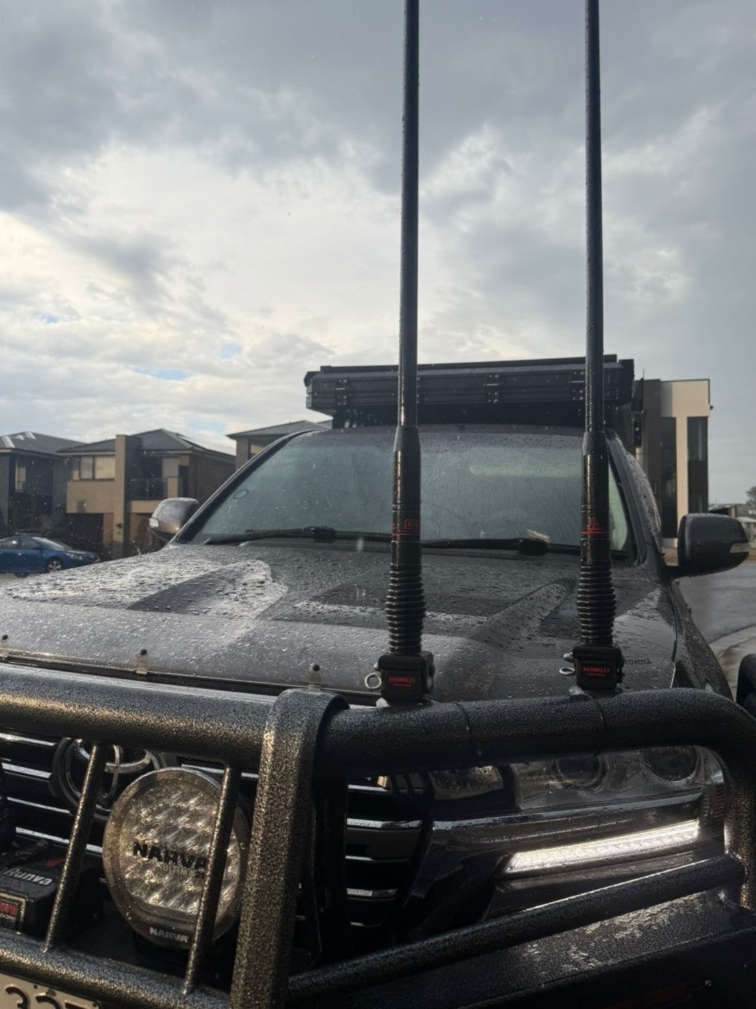 Redbelly Aerial Bracket on Toyota LandCruiser